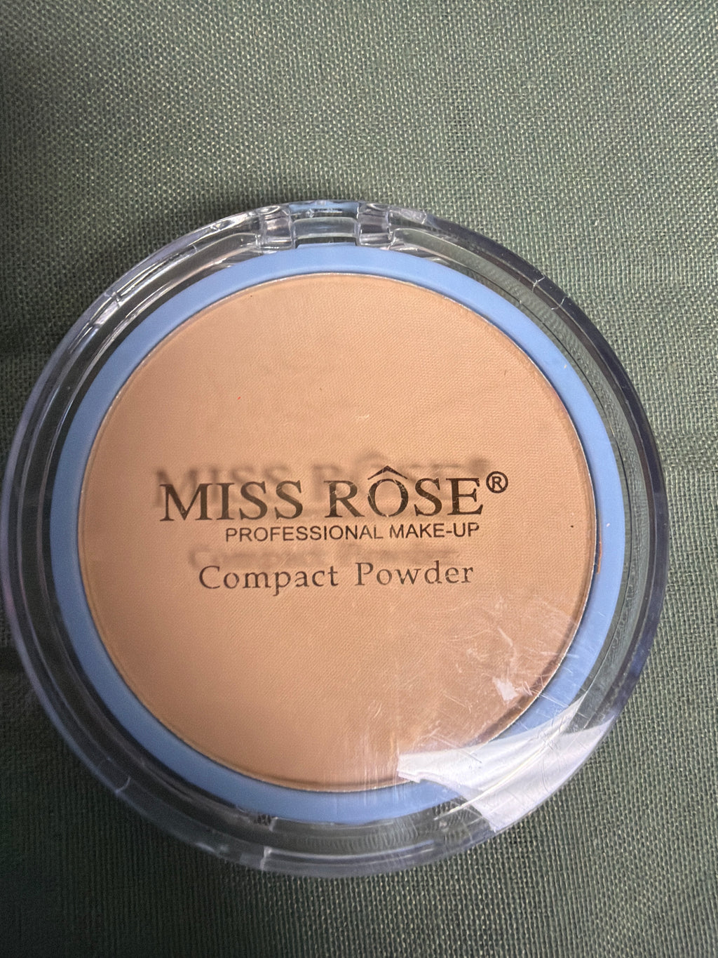 Miss Rôse Professional Compact Powder – Shade 05