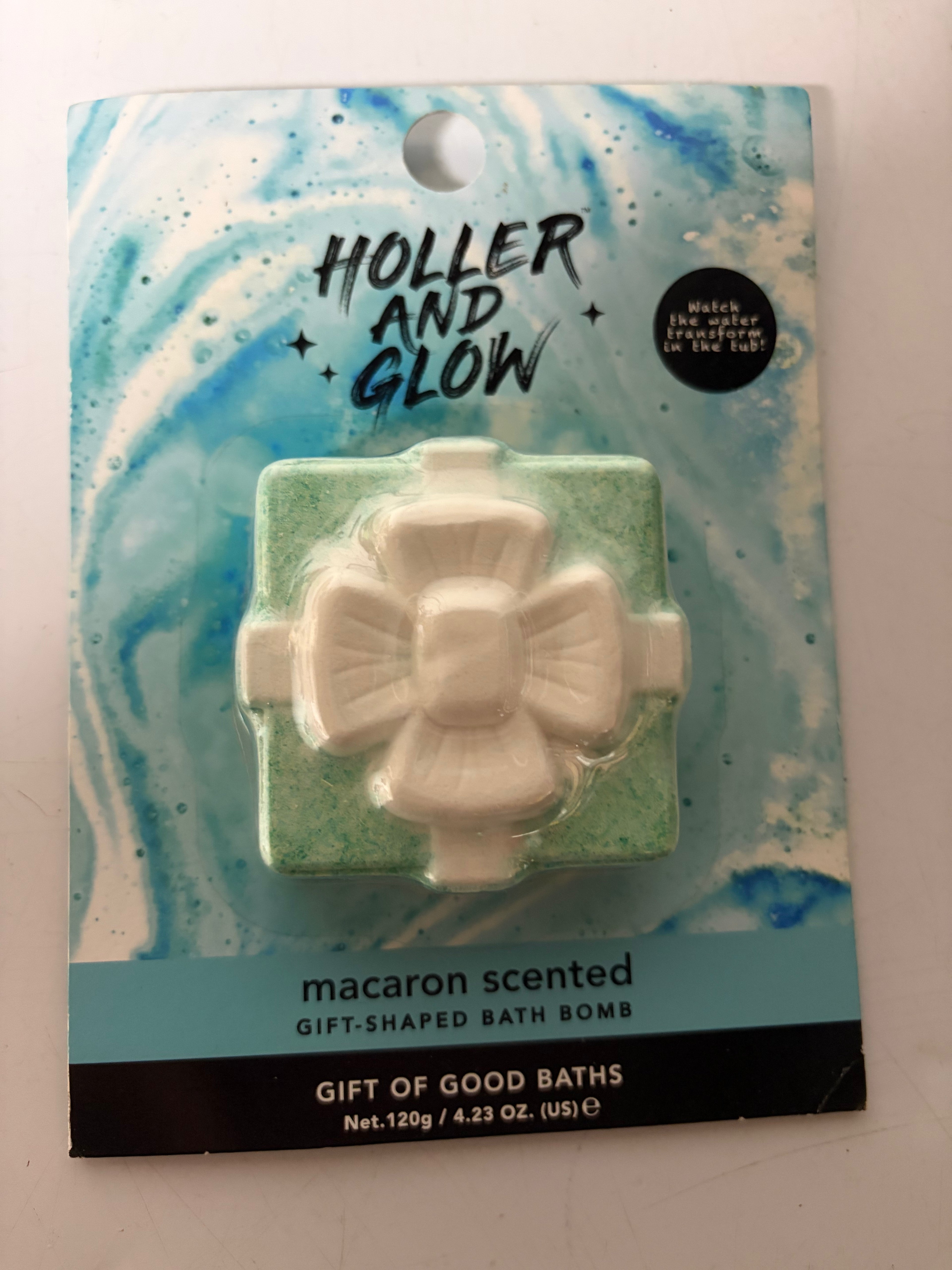 Holler and Glow Macaron Scented Gift-Shaped Bath Bomb – 4.23 oz