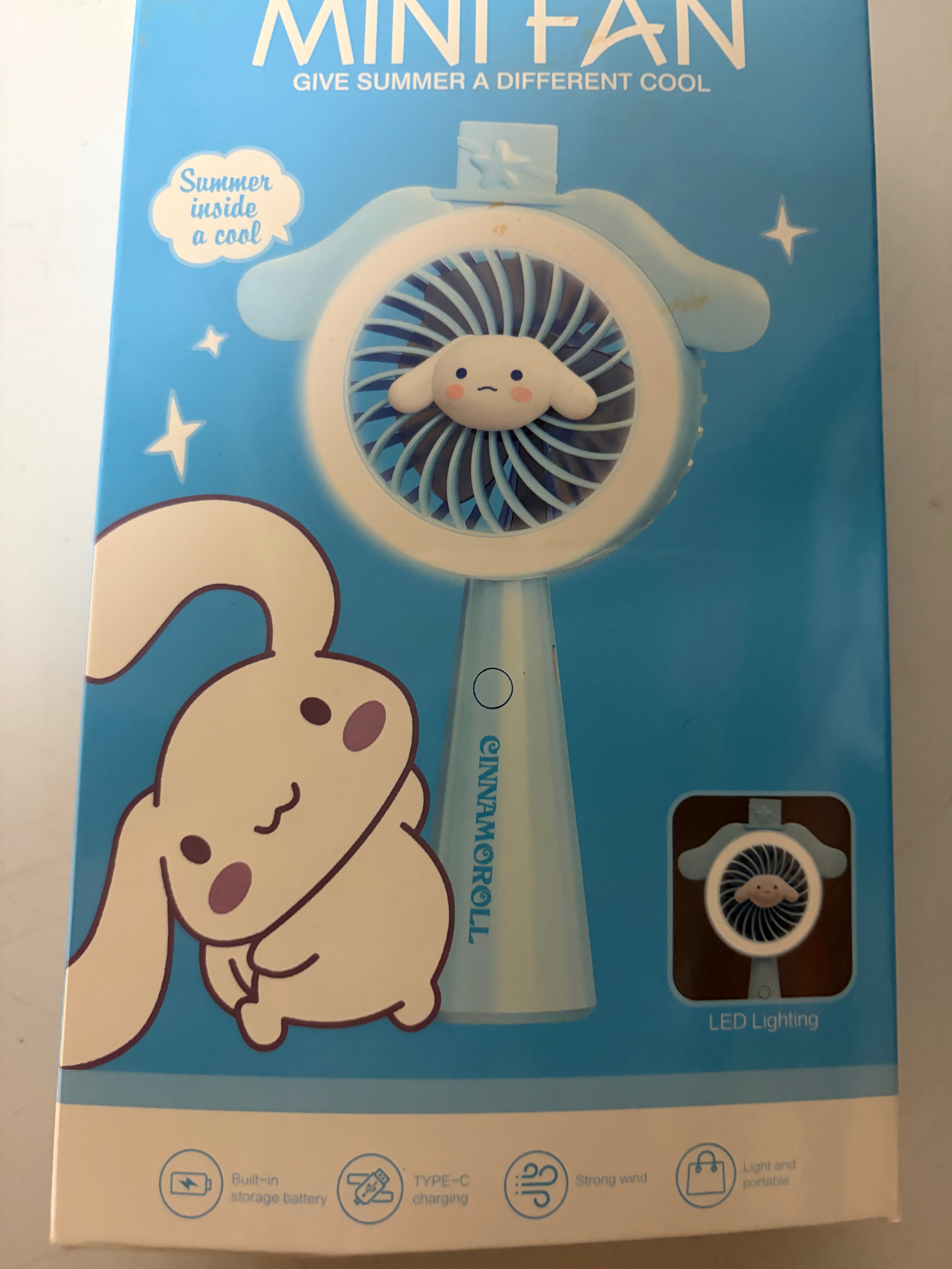 Cinnamoroll-Inspired Mini Handheld Fan with LED Light – USB-C Rechargeable Portable Fan