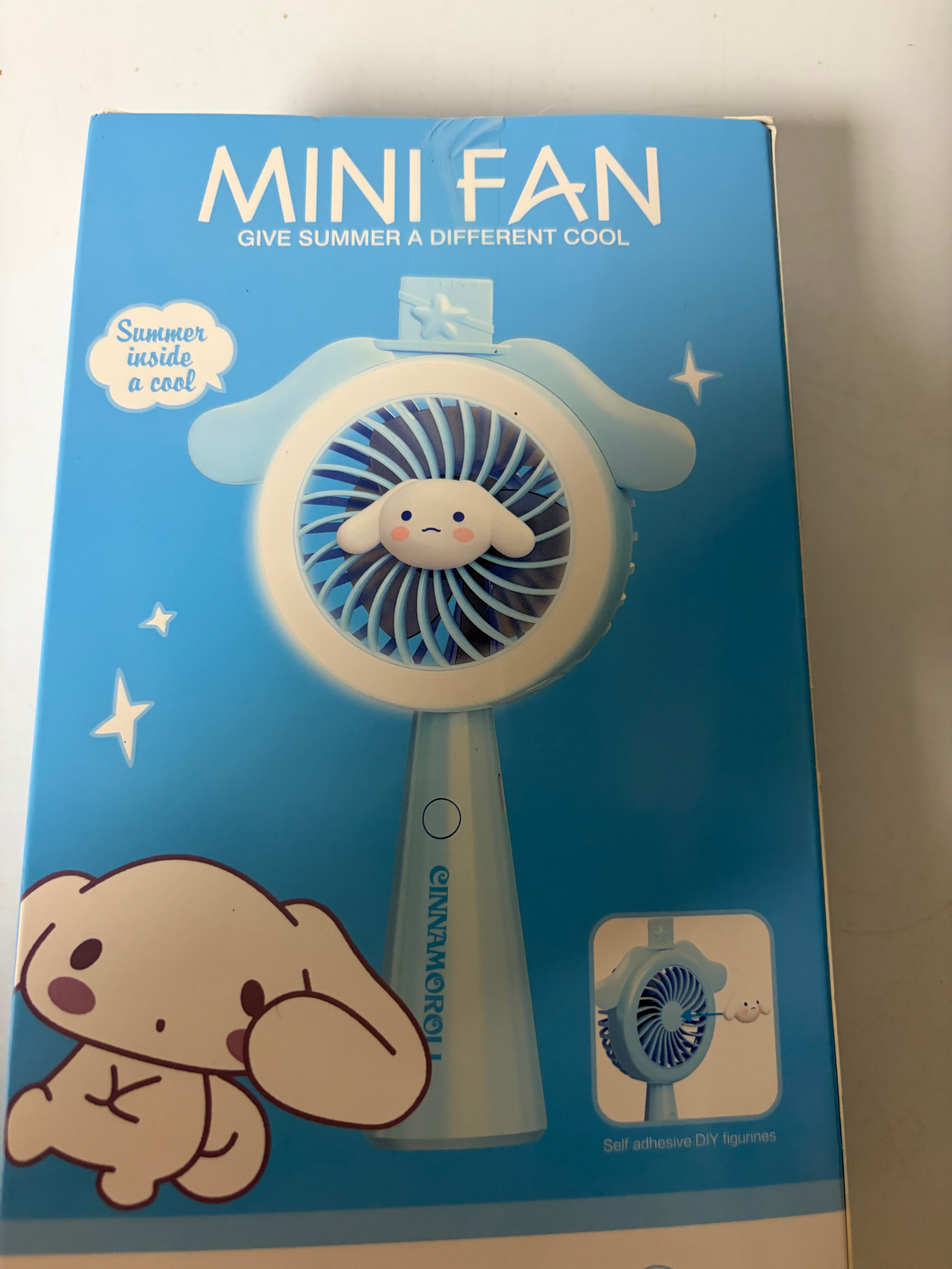Cinnamoroll-Inspired Mini Handheld Fan with LED Light – USB-C Rechargeable Portable Fan